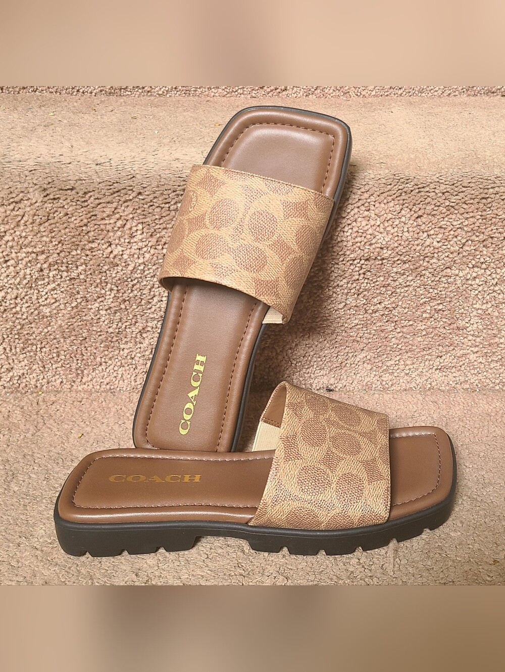 Coach Florence Slides 6.5 US Women Signature Brown And Tan Sandals